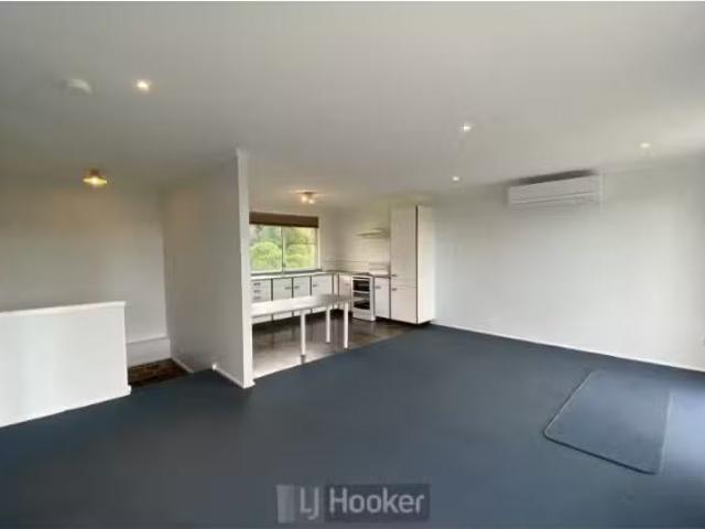 Nice 29 Haslemere Crescent, Buttaba House for rent Listed by.