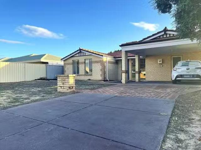 Rental! 29 Indigo Circle, Warnbro, WA 6169