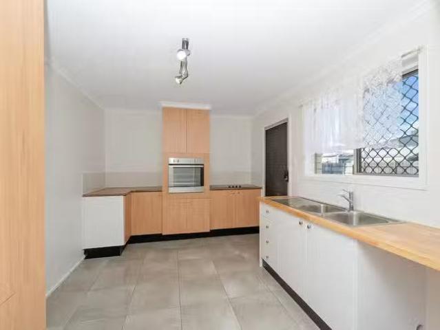 Rental! 203 Thuringowa Drive, Kirwan, QLD 4817