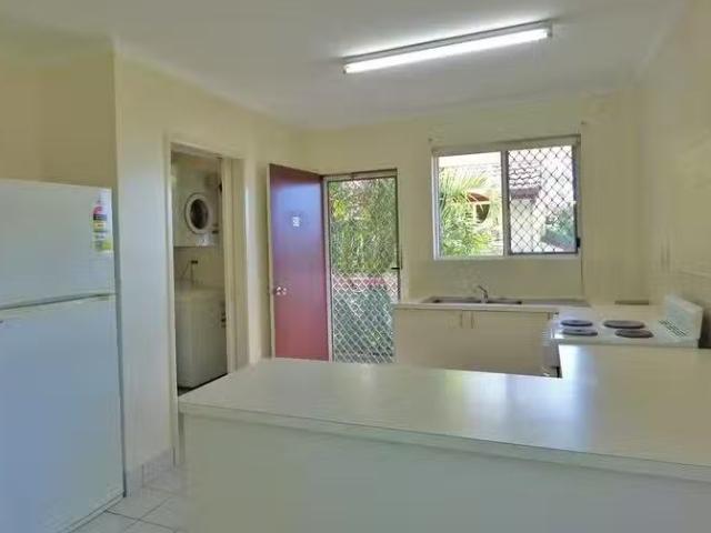 Cozy 20/14 Island Drive, Cannonvale, QLD 4802