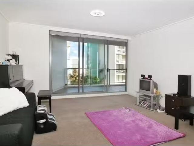 New 202/8 Jean Wailes Avenue, Rhodes Apartment for rent Liste.