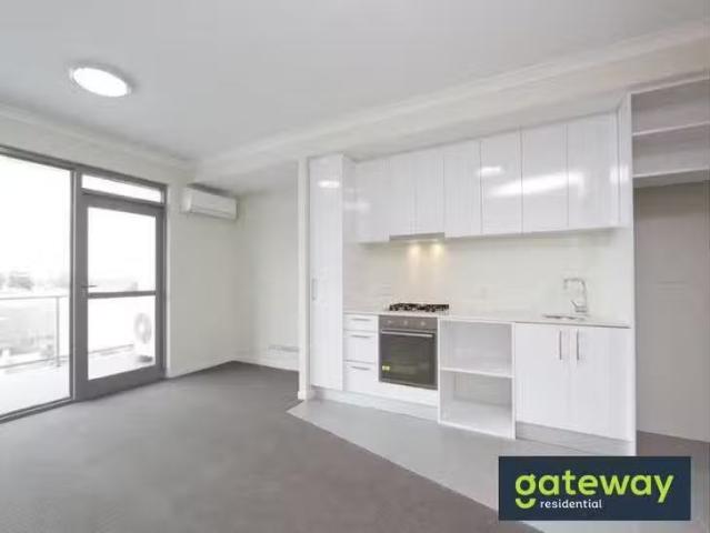 Nice 203/21 Malata Crescent, Success, WA 6164