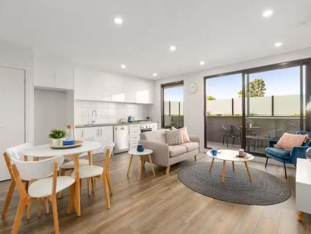 Charming 203/452 Waterdale Road, Heidelberg Heights VIC 3081