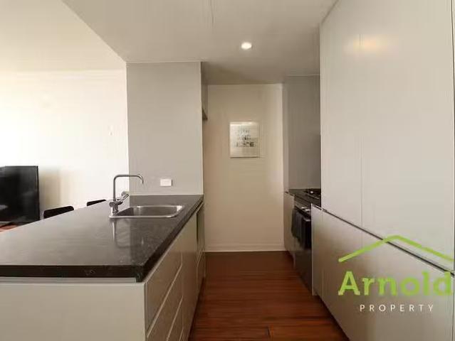 Unique 205/77 Shortland Esplanade, Newcastle, NSW 2300