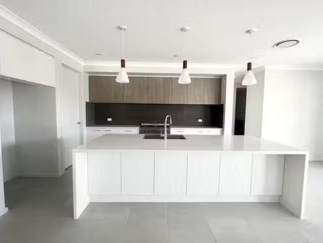 Rental! 20 Drover Drive, Lochinvar, NSW 2321