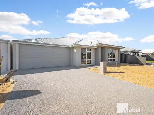 Charming 20 Kurrimine Street, Baldivis, WA 6171