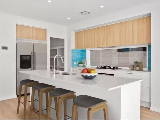 Rental! 20 Shamrock Rise, Calderwood House for rent Listed by.