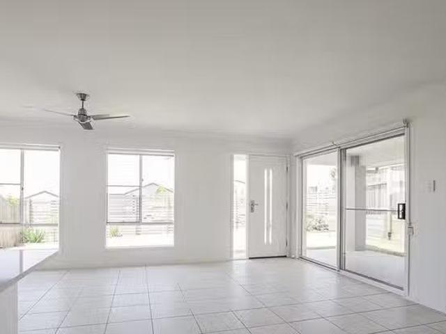 Just in! 20 Trump Street, Pimpama, QLD 4209