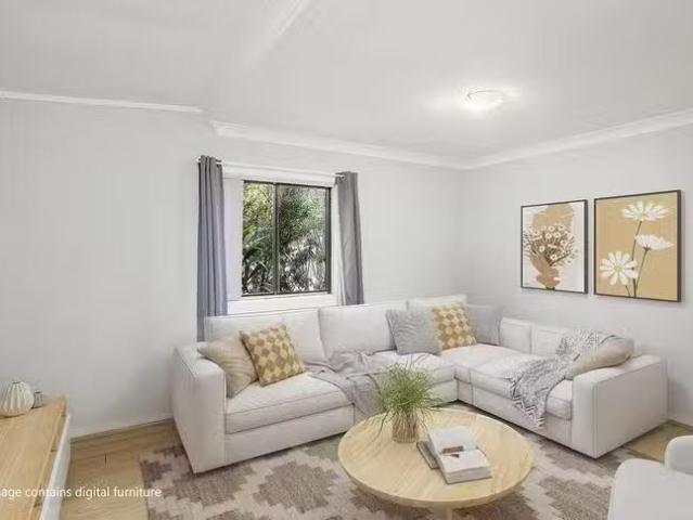 Just in! 20 West Street, Wollongong, NSW 2500