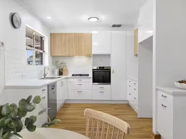For Rent! 2/10 West Street, Ascot Park, SA 5043