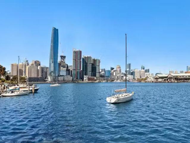 Cheap 21/14 Hosking Street, Balmain East NSW 2041