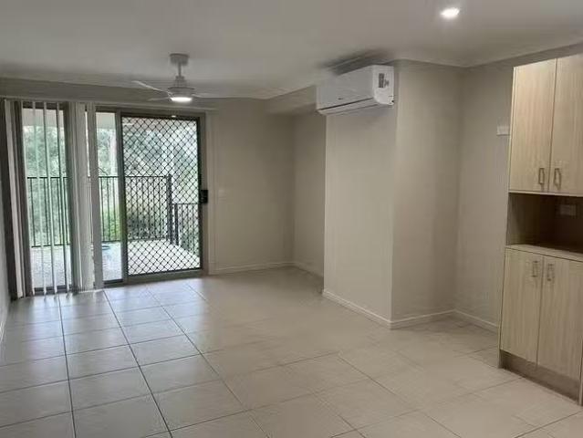 Cheap 2/11 Tash Court, Waterford, QLD 4133