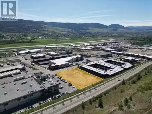Charming 2130 Matrix Crescent, Kelowna, BC, V1V 0C1 commerci.