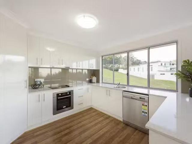 Rental! 2/17 Old Toll Bar Road, East Toowoomba, QLD 4350