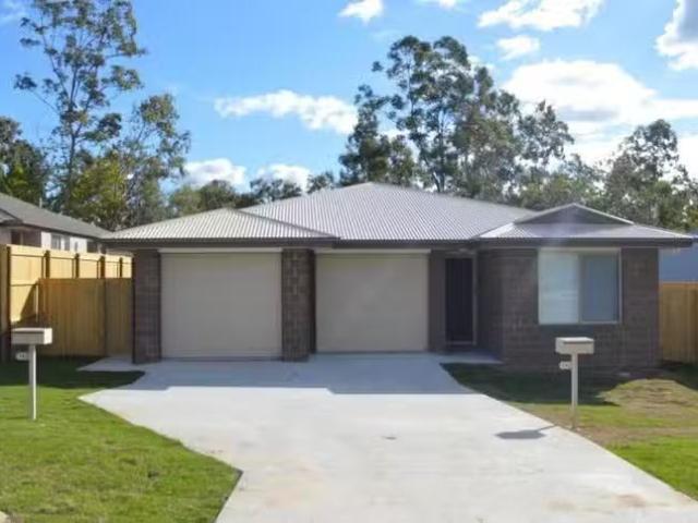 For Rent! 2/14 Folkes Close, Bellbird Park, QLD 4300