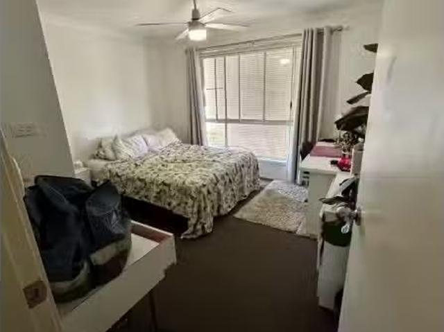 Deal! 2/18 Woodward Avenue, SOUTH TAMWORTH House for rent Lis.