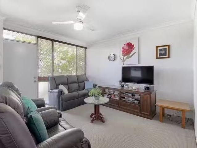 For Rent! 2/18 Bere Street, Gaythorne, QLD 4051