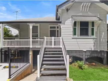 Charming 21 Moffat Street, Milton House for rent Listed by Da.