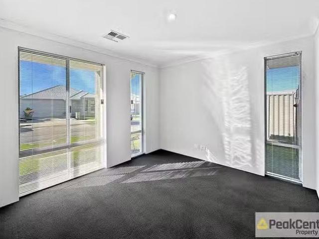 New 21 Acacia Way, Sinagra, WA 6065
