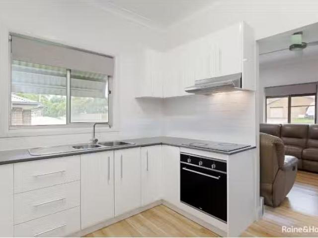 For Rent! 21 Floraville Road, BELMONT NORTH House for rent Li.