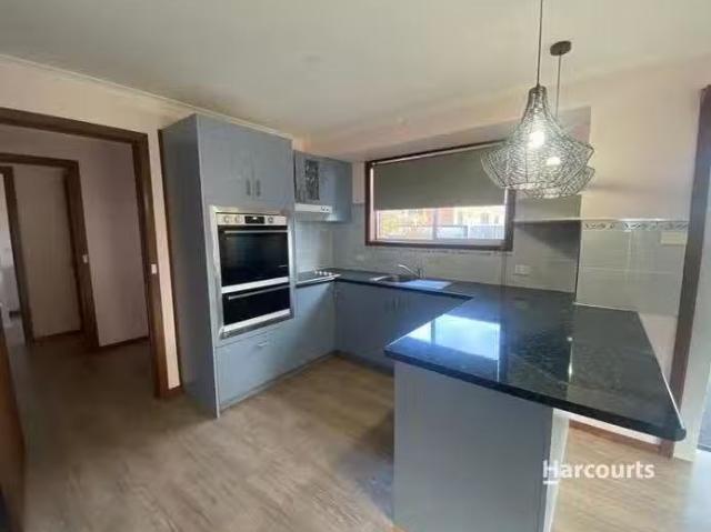 Just in! 21 Freestone Crescent, Wynyard, TAS 7325