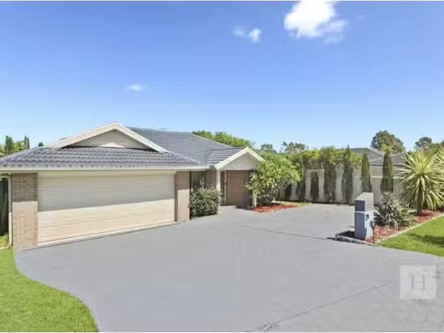New 21 Highberry St, Woongarrah House for rent Listed by Heri.
