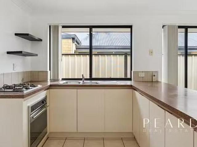 Rental! 21 Homestead Drive, Clarkson, WA 6030