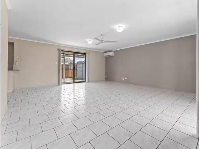 Nice 21 Jackes Street, Eastern Heights, QLD 4305