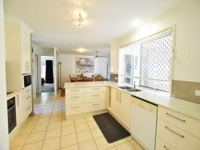 Unique 21 Pegwell Place, Currimundi, QLD 4551