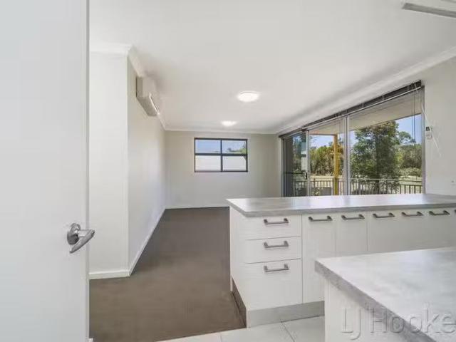 Cheap 2/21 Harley Way, Medina, WA 6167