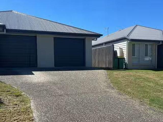 Cheap 2/21 Mary Crescent, Rosewood, QLD 4340