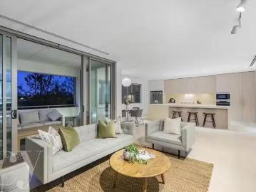 Unique 22/21 Ocean Drive, North Coogee, WA 6163