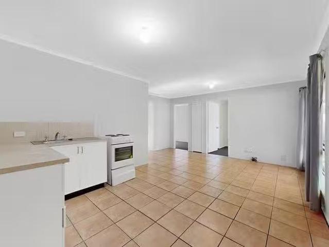 For Rent! 2/24 28 Albert Street, Eagleby, QLD 4207