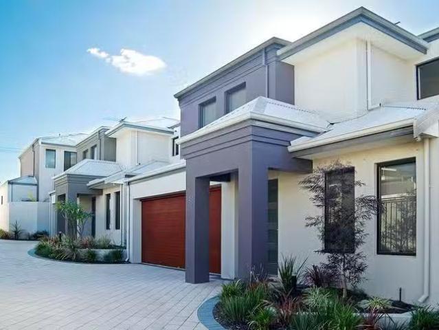 Nice 2/28 Talbot Avenue, Como, WA 6152