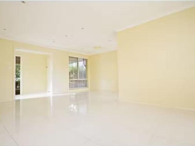 For Rent! 22 Marie Avenue, Glenwood House for rent Listed by.