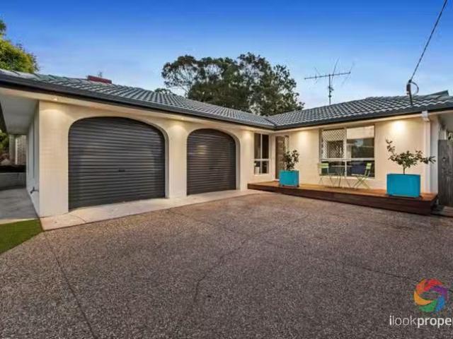 Just in! 22 Normandy Crescent, Aroona, QLD 4551