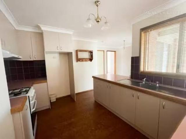 New 22 Sackville Drive, Forest Hill House for rent Listed by.