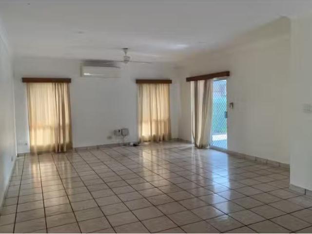 Deal! 22 Trochus Crescent, Woolner House for rent Listed by D.