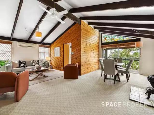 For Rent! 22 Withington Street, East Brisbane, QLD 4169