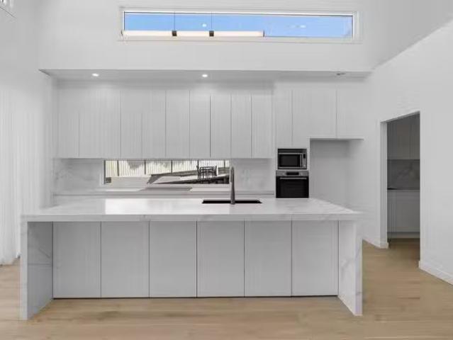 For Rent! 22A Curtis Avenue, Taren Point, NSW 2229