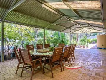 Rental! 230 Naranga Place, Stoneville, WA 6081