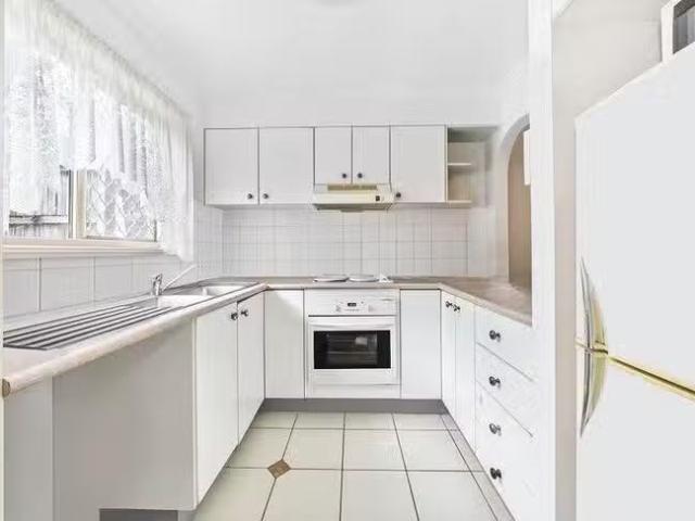 Deal! 2/32 Chambers Flat Road, Waterford West, QLD 4133