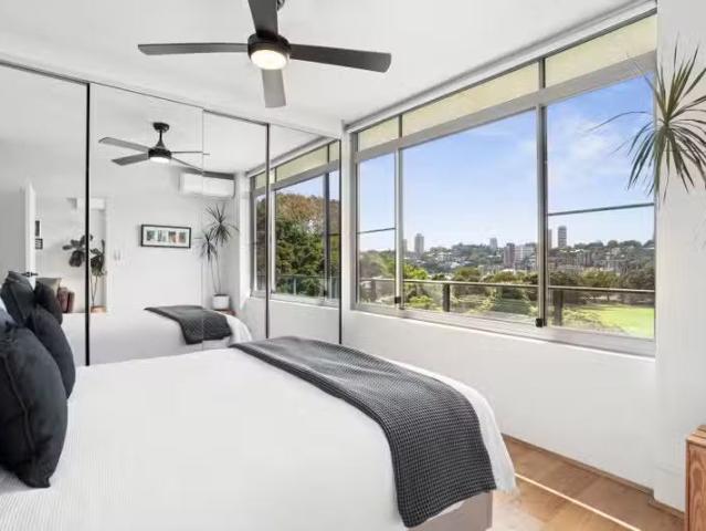 Just in! 23/40A Roslyn Gardens, Rushcutters Bay NSW 2011