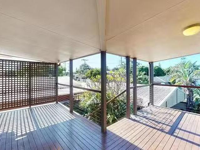 Deal! 2/36 Tahiti Avenue, Palm Beach, QLD 4221