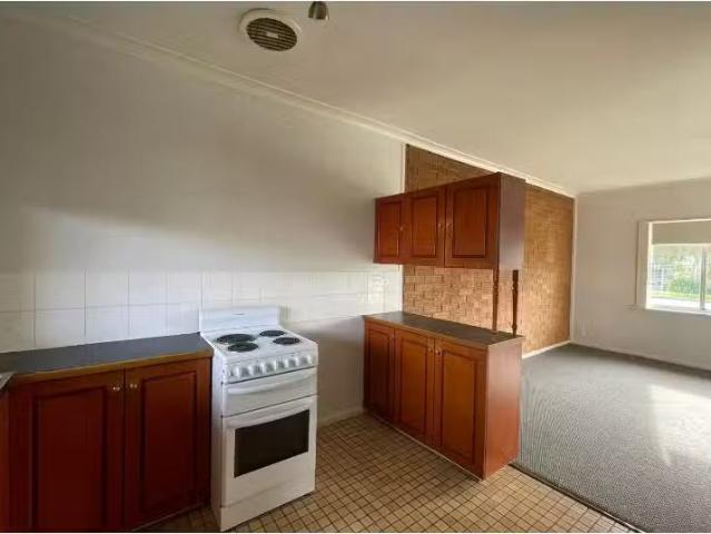 Charming 2/379 Tarakan Ave, NORTH ALBURY Apartment for rent L.