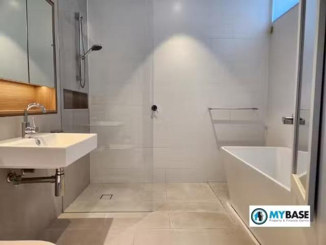 Charming 238/1 Cawood Ave, Little Bay Apartment for rent List.