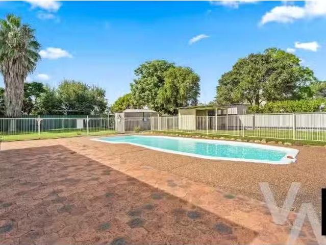 Just in! 23 Ruby St, BELLBIRD House for rent Listed by Grace.