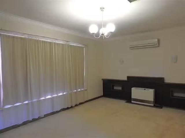 For Rent! 23 Windsor Avenue, CLEARVIEW, SA 5085 House for Rent