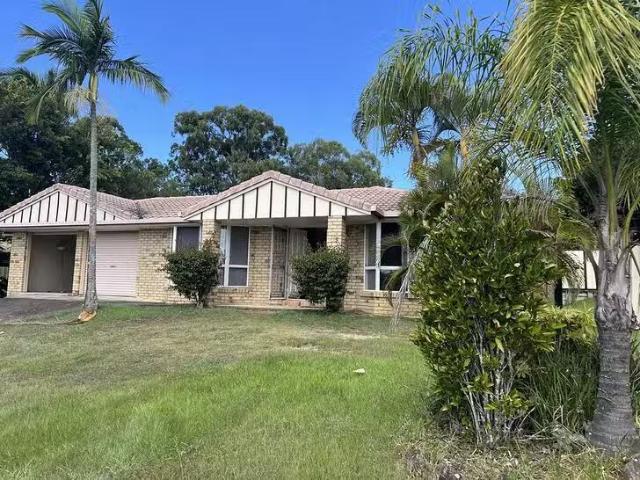 Charming 2 Comet Street, Runcorn, QLD 4113