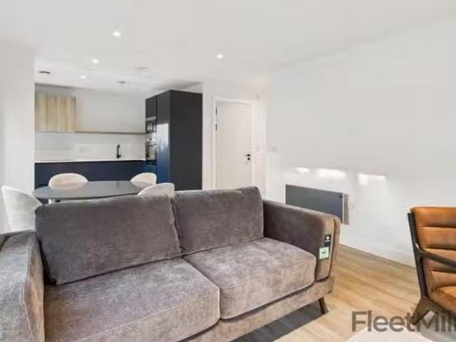 Deal! 2 BA 2 bedroom apartment for rent in The Aspen, Inkwell.